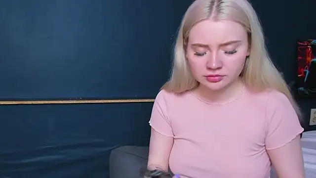 Lillie_Berry's Live XXX Chat