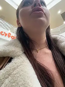 KiraSunshinen Live XXX chat