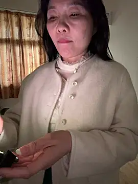 XXX chat uživo modela xiiuuff18