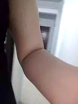 XXX chat uživo modela Haralushiaaa