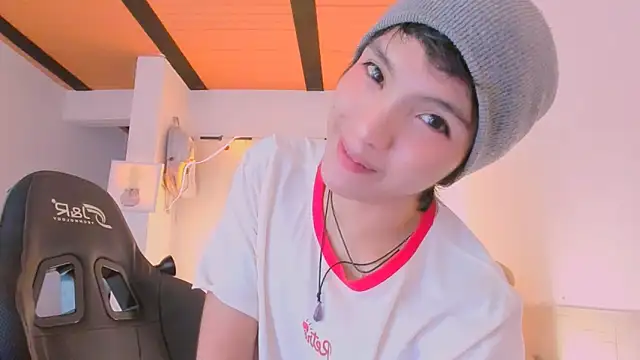 XXX chat uživo modela Sweet_Allan