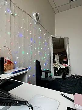 Juicy_PeachLux Live XXX-Chat