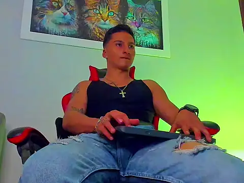 Dominus_Alpha élő XXX-chatje