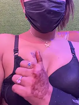 CUTI-NAINA: απευθείας συνομιλία ΧΧΧ