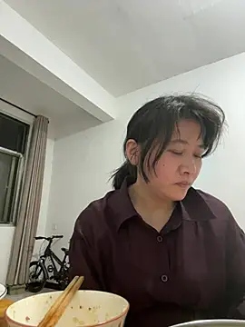 Pertunjukan Kamera Web daaqnn