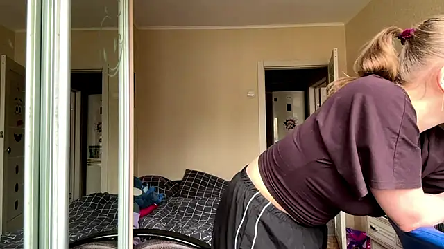 Chat XXX en directo de Elle_GrEat