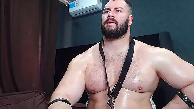 muscularjohnforuX Chat XXX in diretta