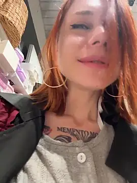 RosieSecret's Live XXX Chat