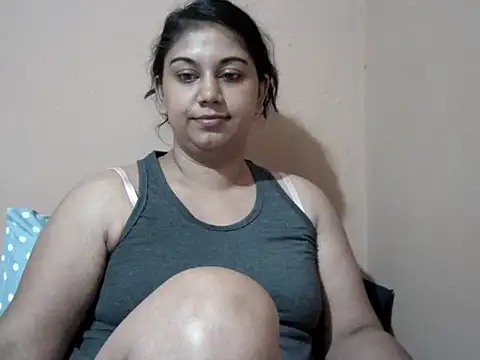 bellachow10's Live XXX Chat