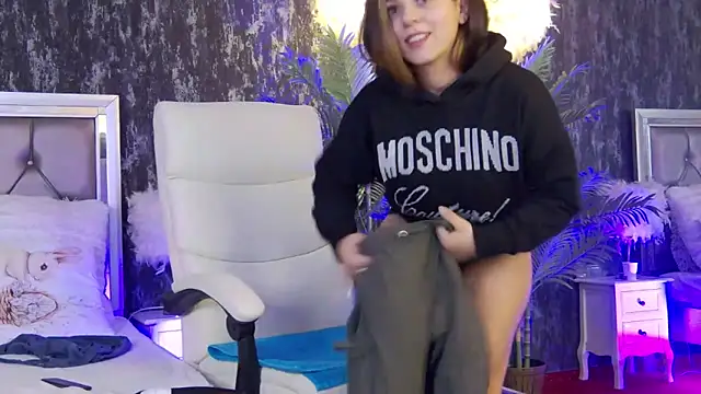 Chat XXX en directo de PlayfulElla