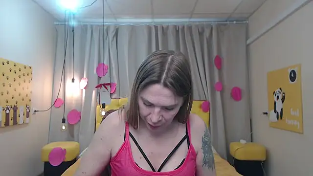 TessaDaybreak's Webcam Show