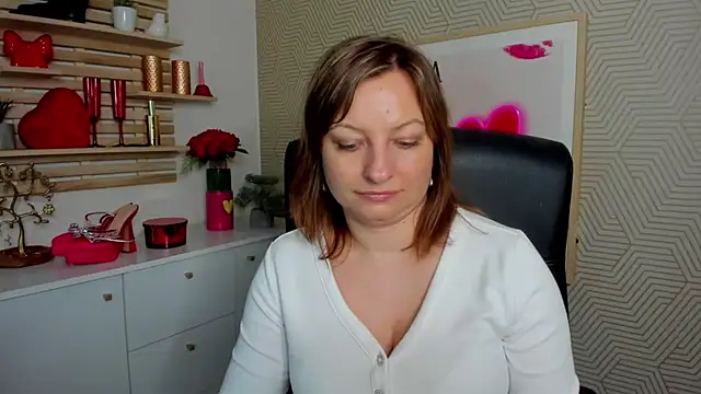 angelaSamt 即時 XXX 聊天