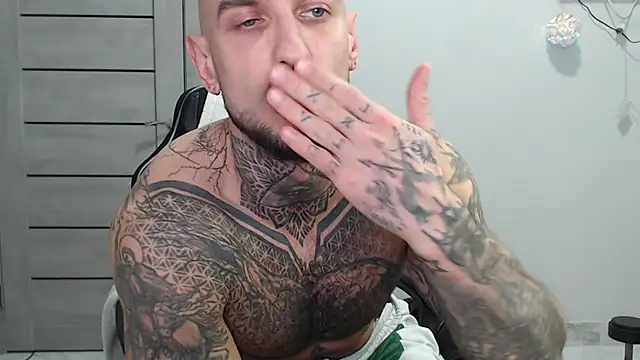 maxi_foxxx – Kamerová šou