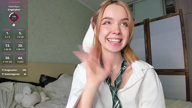 GlitchyDolly's Live XXX Chat