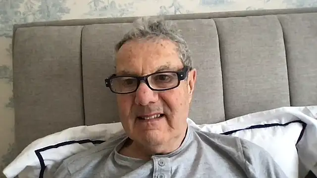 Oldpistolpete Chat XXX live