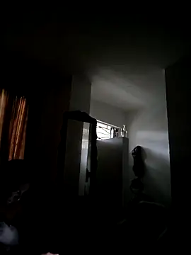 Marianatrans01 Show in webcam