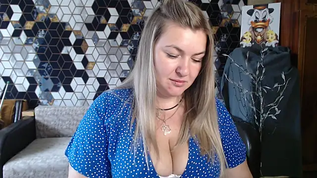 Chatroom XXX en direct de NikaSkylink