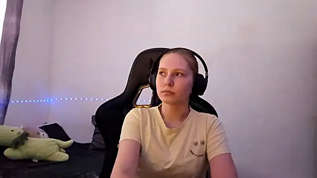 Chatroom XXX en direct de WesleyFrohling