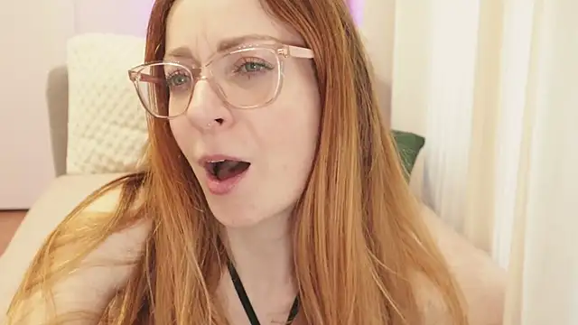 Chat XXX en directo de Luna_Riva