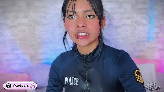 ayla_lux's Live XXX Chat