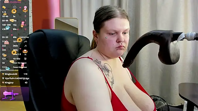 AuroraDemoni's Webcam Show