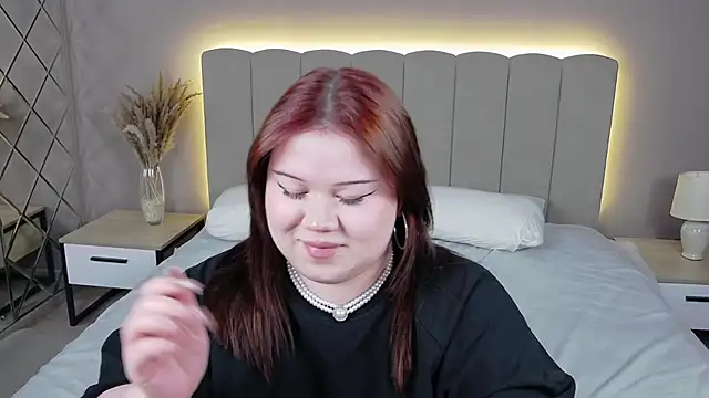 EvaNova_ Adlı Modelin Canlı XXX Sohbeti