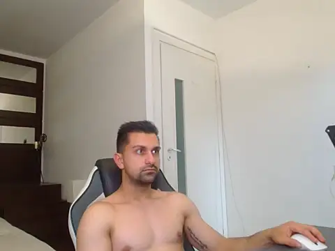 BryceReign Adlı Modelin Canlı XXX Sohbeti