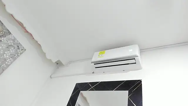 Rpoolrboy Show in webcam