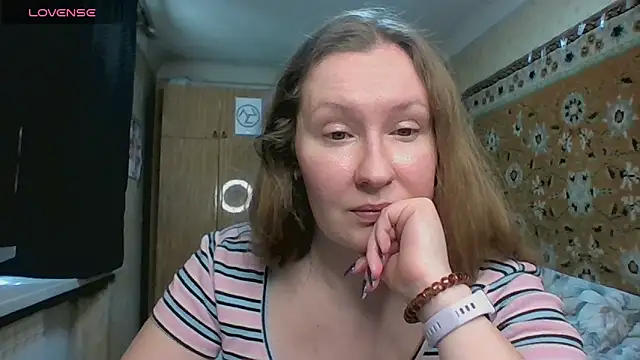 AnnaXLovers élő XXX-chatje