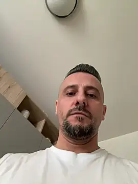 InsaneMattt Live XXX Chat