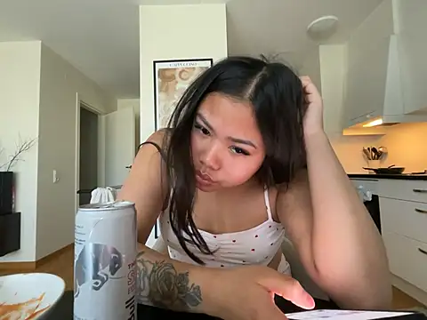 TitiTinyThai's Webcam Show