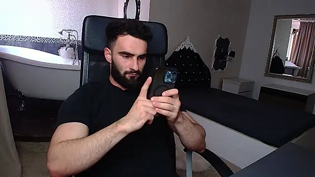 MicahLaneのライブXXXチャット