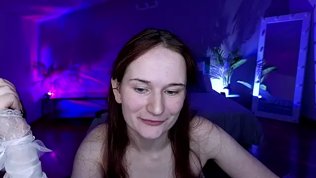 Show modela L1ittle_kitty_ na web-kameri