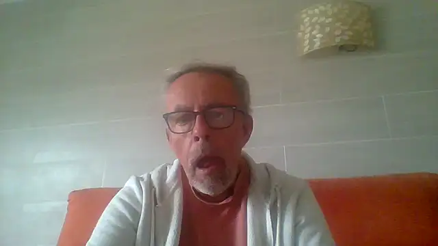 Pokazy przed kamerką – tuggy59