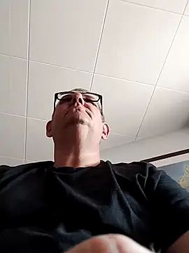 Show modela Dorian47 na web-kameri