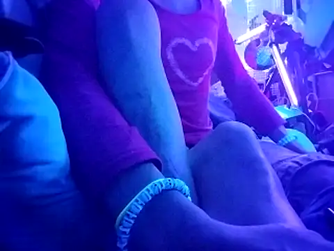 gurlnips 即時 XXX 聊天