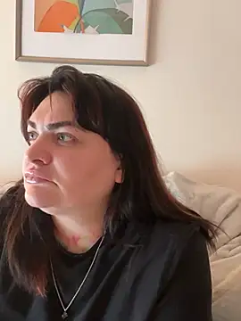 Czat XXX na żywo – HeyBABYGIRL