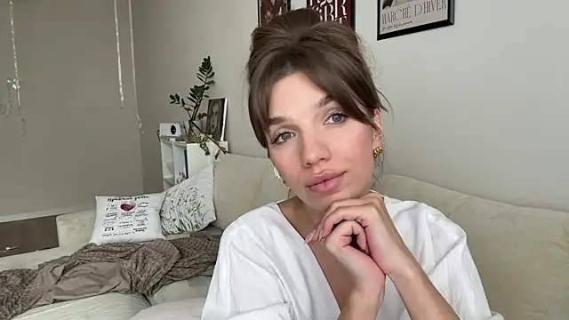 ArtieThoman's Live XXX Chat