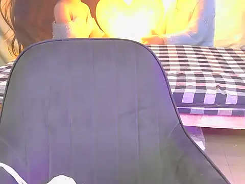 Chatroom XXX en direct de fit-girl