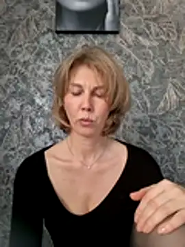 stellahere8のライブXXXチャット