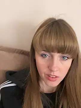 Czat XXX na żywo – Kamilochka2951