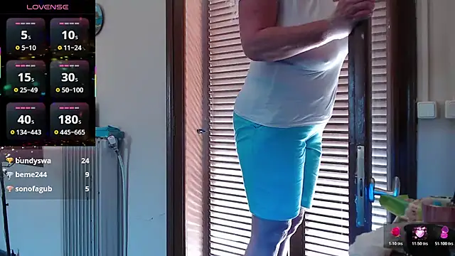 JennaDeluxeのライブXXXチャット