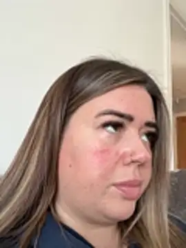 BadBitchClaudia Pertunjukan Webcam