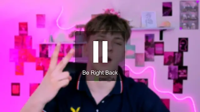 travis_wolf_ Pertunjukan Webcam