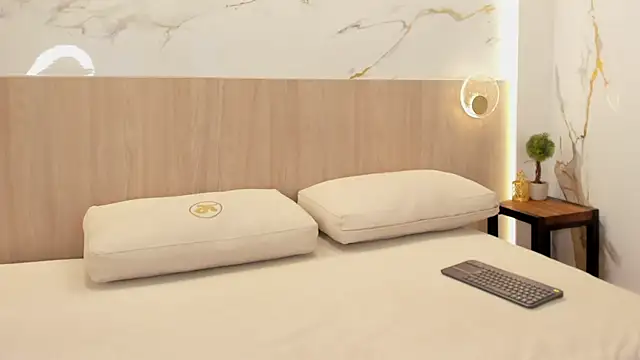 victoria_hokings: απευθείας συνομιλία ΧΧΧ