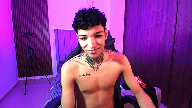 im_Usuga ওয়েবক্যাম শো