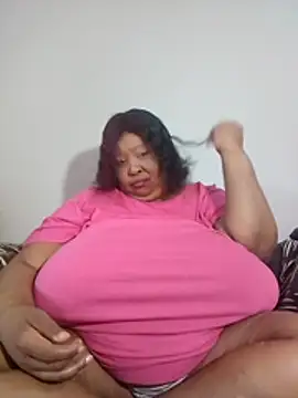 nancy111 Adlı Modelin Canlı XXX Sohbeti