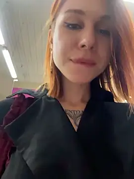 RosieSecret's Live XXX Chat