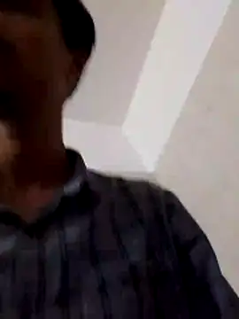 Pokazy przed kamerką – sexymssorder