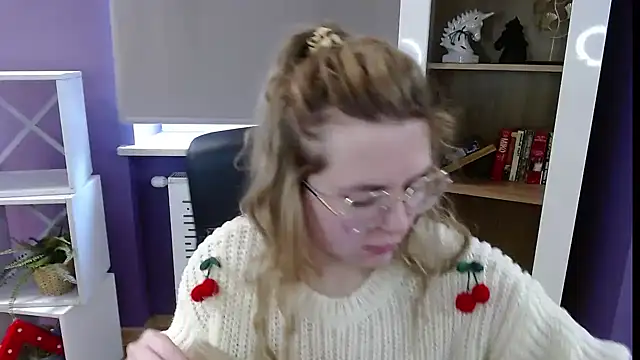 XXX chat uživo modela Zoey_Erotic